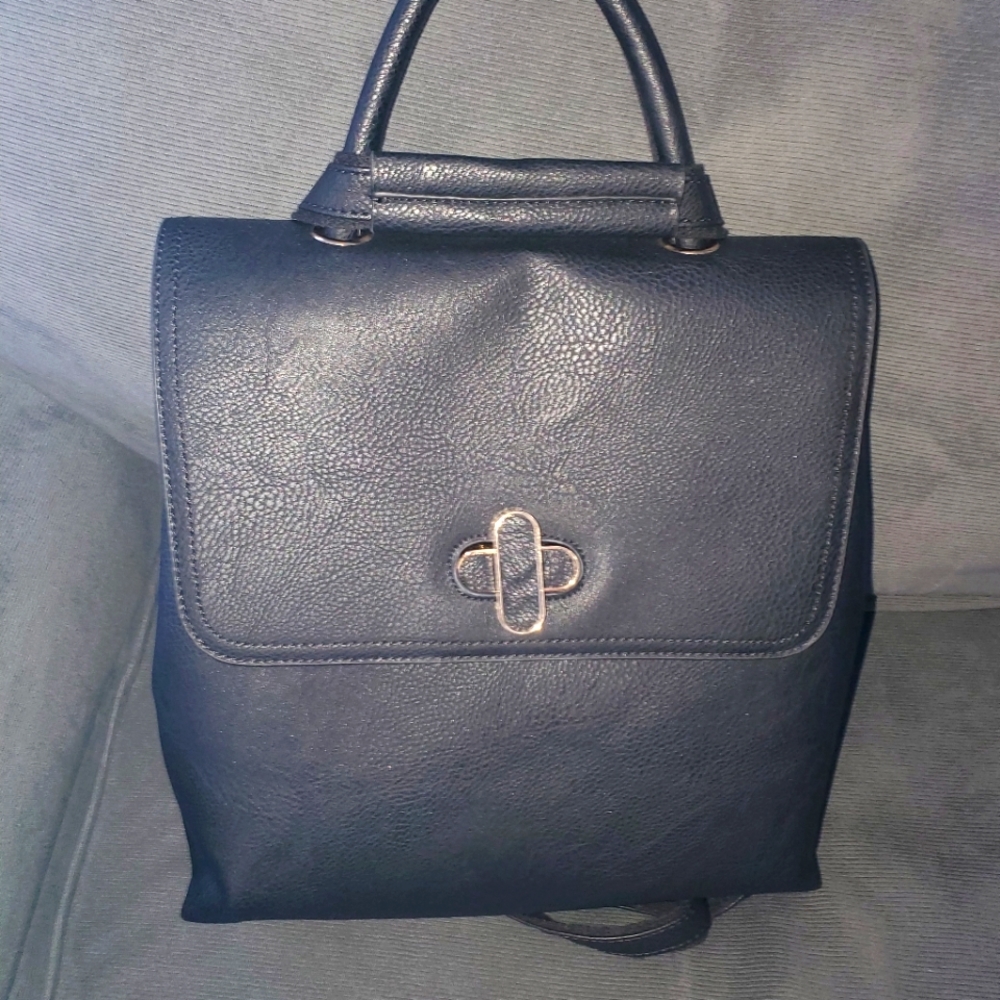 Metro Muse convertible backpack